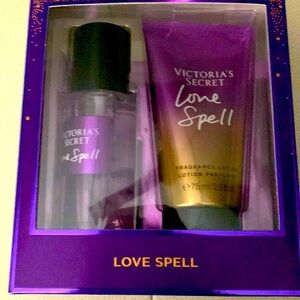 Victoria’s Secret Love Spell Gift/Travel Set
